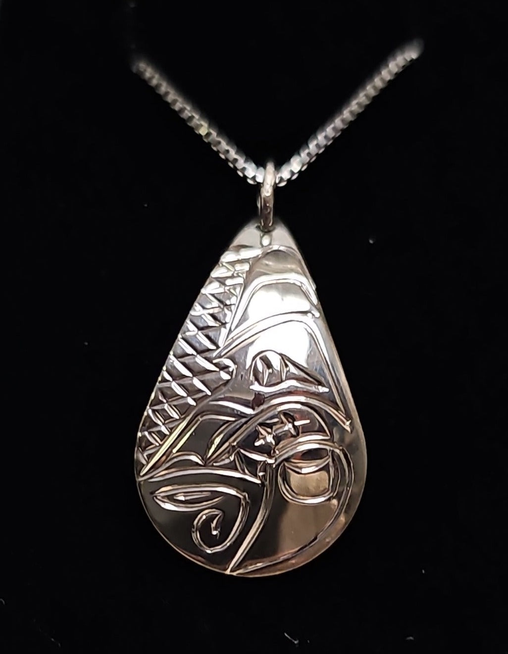 Wolf Tear Drop Pendant