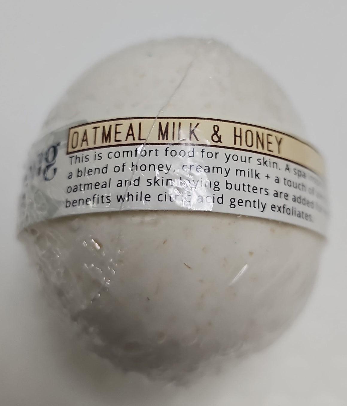 Oatmeal Milk & Honey Luxury Bath Bomb
