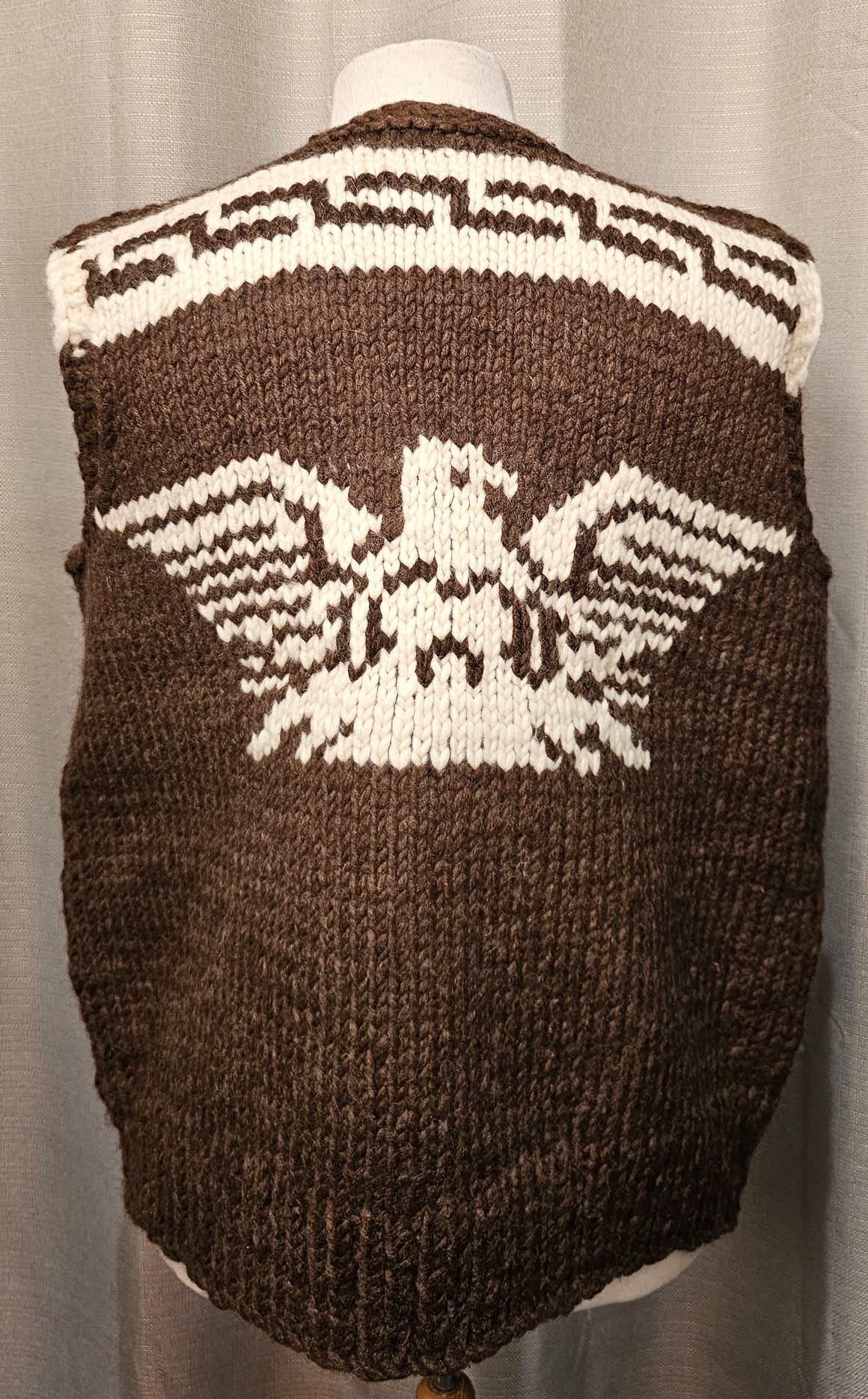 Cowichan Vest Thunderbird Design Size 50