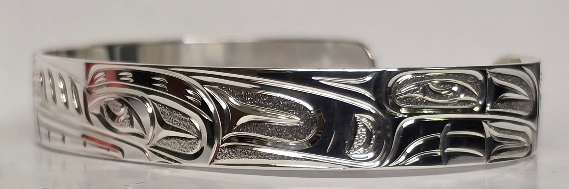 3/8" Silver Wolf Bracelet by Joe Descoteaux