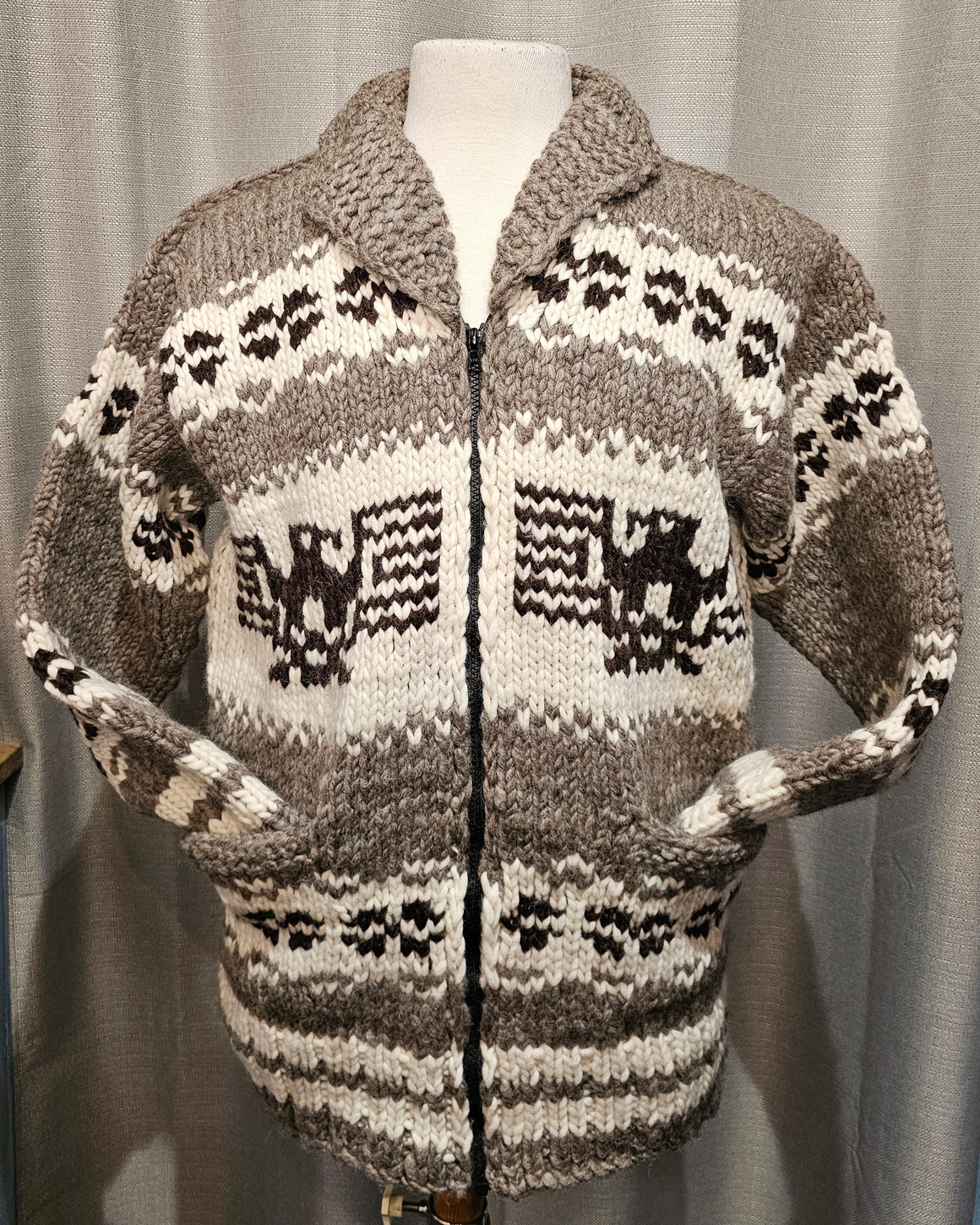 Eagle design Light Grey Cowichan Sweater Chest 44"