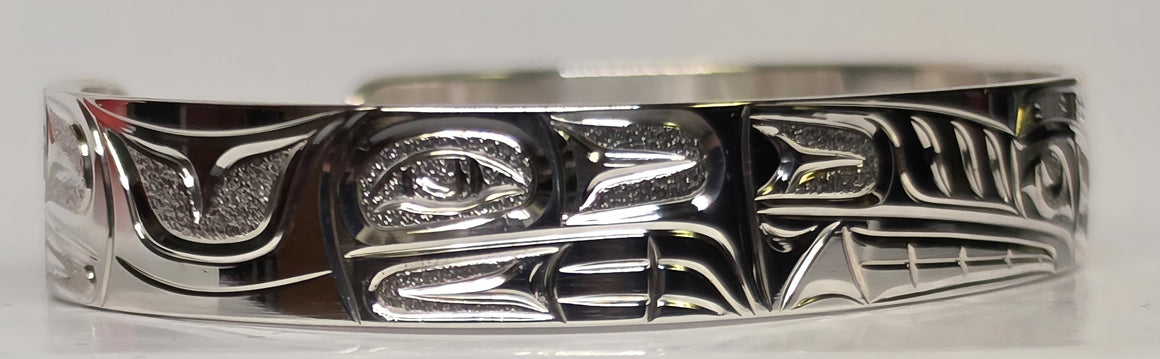 3/8" Silver Wolf Bracelet by Joe Descoteaux