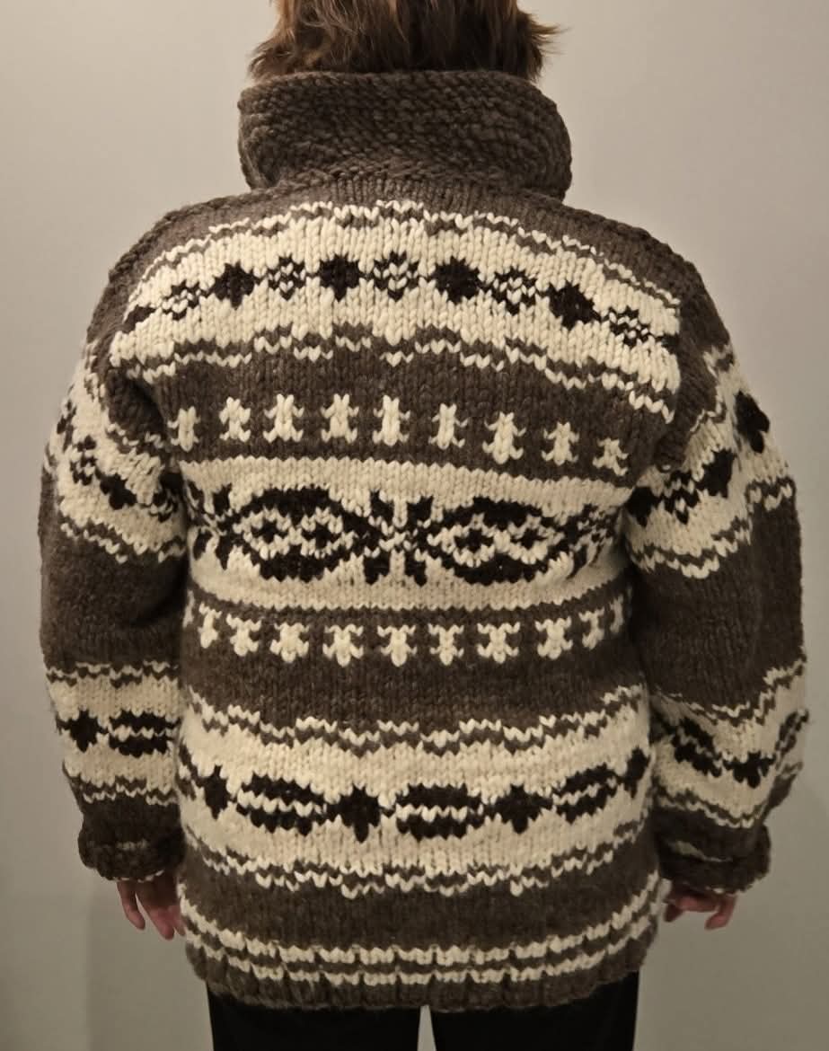 Cowichan knit sweater pullover, chest 42 inches