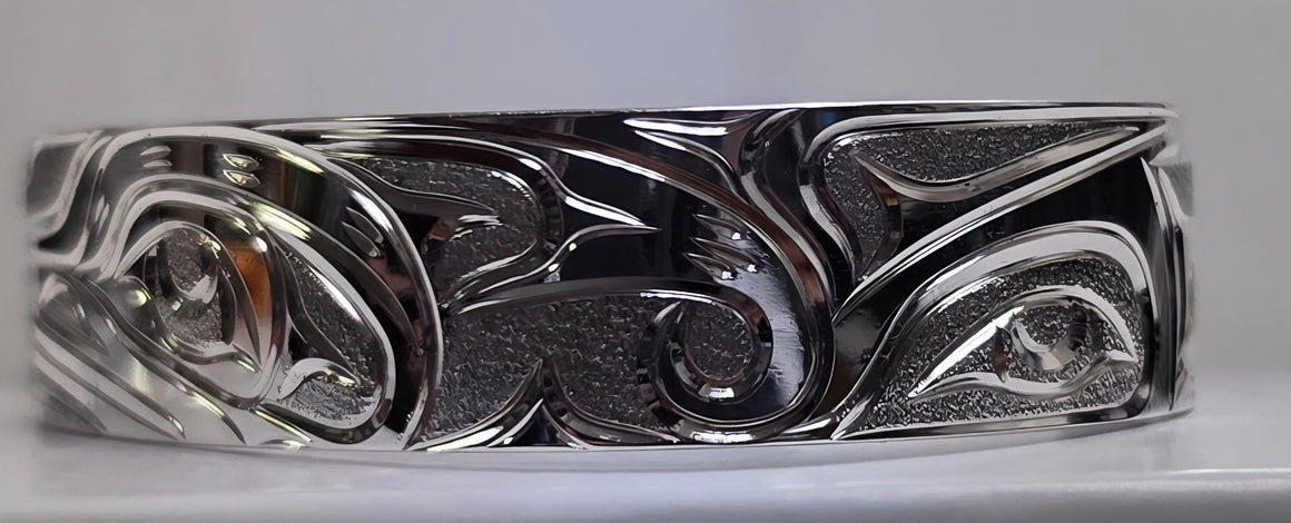 Hummingbird 1/2" Silver Bracelet by Joe Descoteaux #1